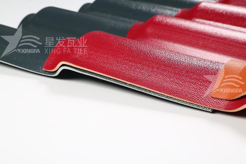 合成樹脂瓦的四層材質(zhì)揭秘：讓你徹底了解屋頂?shù)谋Ｗo體系！