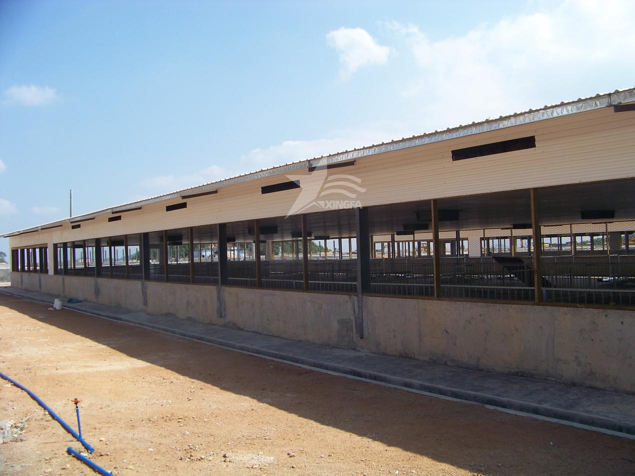 樹(shù)脂瓦：養(yǎng)殖場(chǎng)的避暑勝地，為小動(dòng)物們打造舒適棲息地