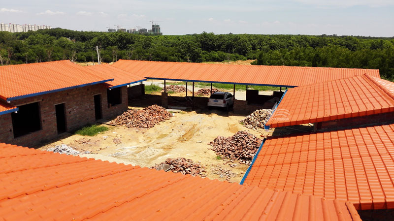 樹(shù)脂瓦安裝步驟，正確的安裝過(guò)程對(duì)于確保樹(shù)脂瓦使用壽命是至關(guān)重要