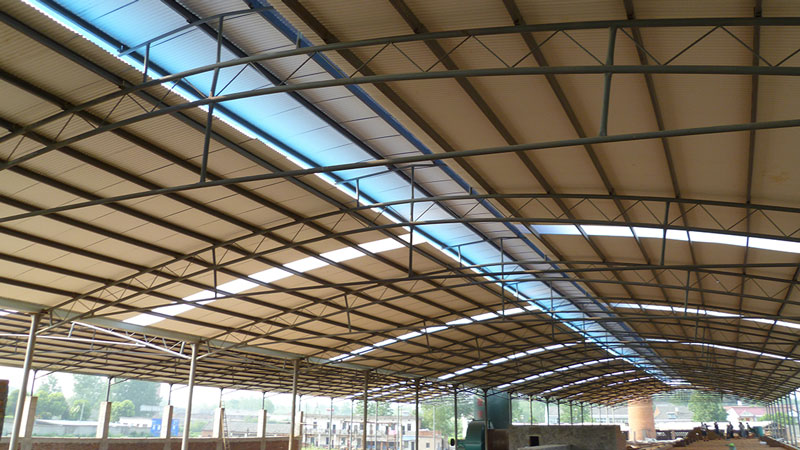 遇上雷陣雨時(shí)，屋面上的絕緣樹脂瓦是否安全？是否導(dǎo)電？