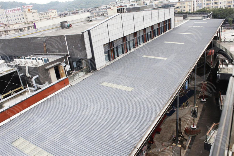 蓋工業(yè)廠房必看！彩鋼瓦vs.樹脂瓦，哪個更耐用？